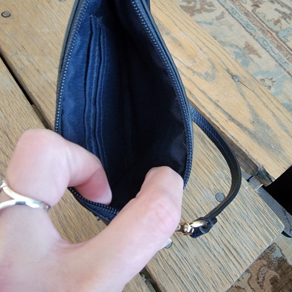 Coach wristlet - Picture 6 of 7